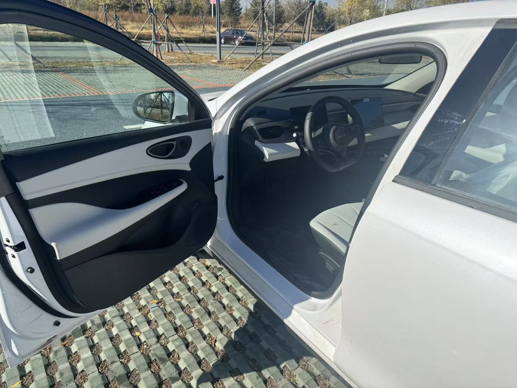 BYD Seal 05 DM-i 2026 DM-i 128KM Luxury Edition — снимка 18