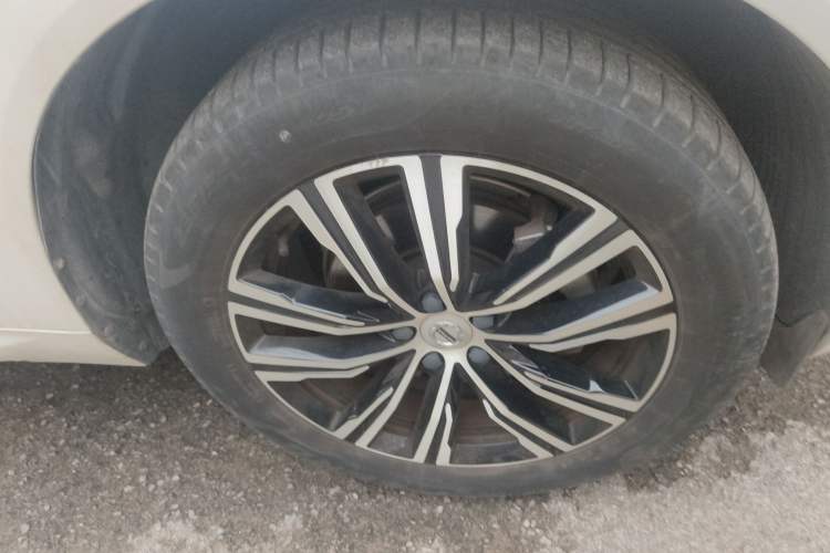 Used Volvo XC60 2022 B5 4x4 Smart Luxury Edition