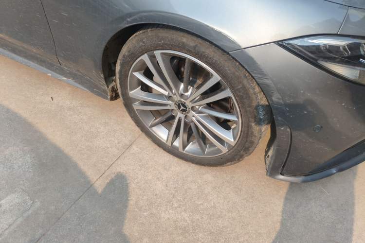 Used Mercedes-Benz CLS 2021 CLS 300 Sport Edition Right Front Wheel Hub