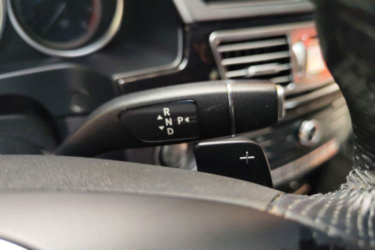 Used Mercedes-Benz E-Class 2015 Facelift E 200 L Sport Edition
