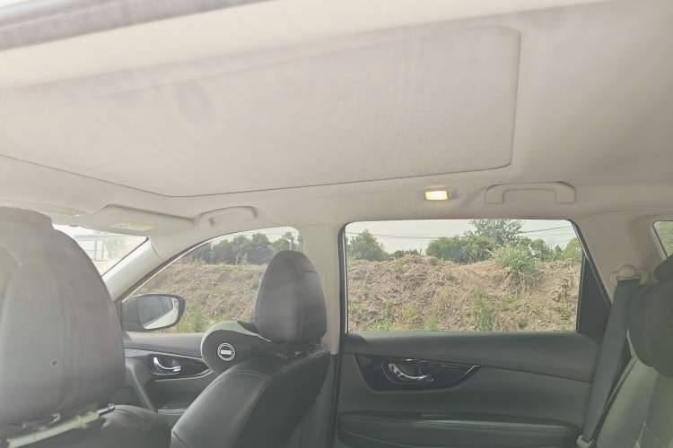 Used Nissan X-Trail 2023 Classic 2.0L Two-Wheel Drive Smart Connect & Comfort Edition
