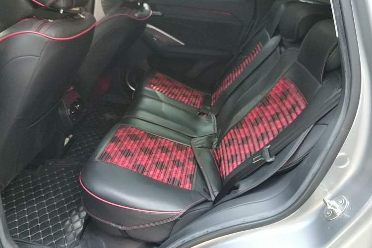 Used Wey VV6 2020 2.0T Four-Wheel Drive Zhiyu+