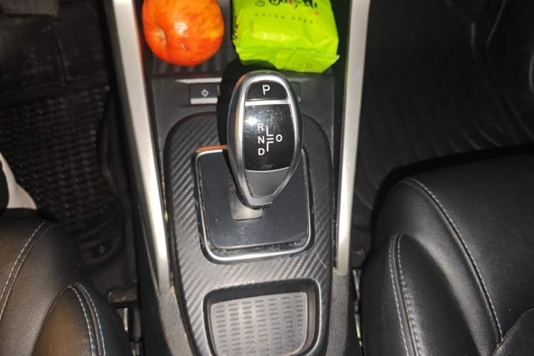 Used BYD Yuan New Energy 2019 EV360 Smart Connect Leading Model Gear Lever