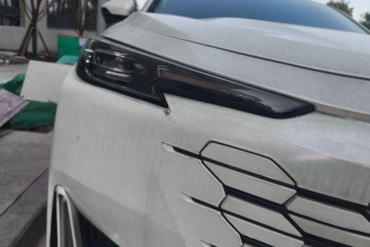 Used CHANGAN UNI-K 2021 2.0T Prestige Edition Right Front Headlight