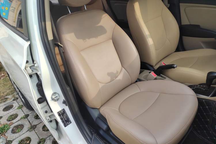 Used Hyundai Verna (older generation) 2014 1.4L Automatic Fashion GS Model