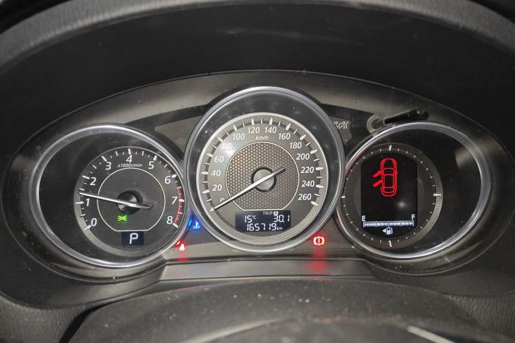 Used Mazda Atenza 2014 2.0L Blue Sky Deluxe Edition