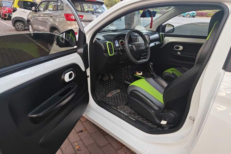 Used Roewe Clever 2021 302km All-Round Version