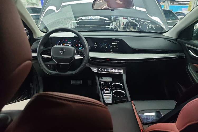 Used CHANGAN Eado 2024 PLUS Blue Whale NE 1.4T GDI DCT High-Energy Edition
