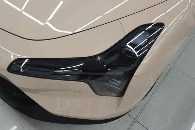 Used XPeng MONA M03 2024 620 with Ultra-Long Range Left Front Headlight