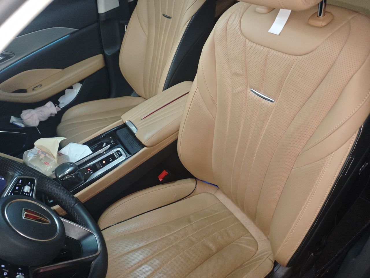 Hongqi H5 2023 2.0T Automatic Smart Connect Flagship Edition - Chinese Trim Chang — снимка 15