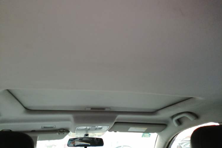 Used Changan CS75 2016 1.8T Automatic Elite Model China V Standard
