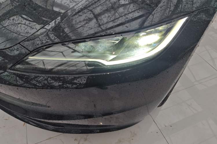 Used Tesla Model 3 2025 Rear-Wheel-Drive Version