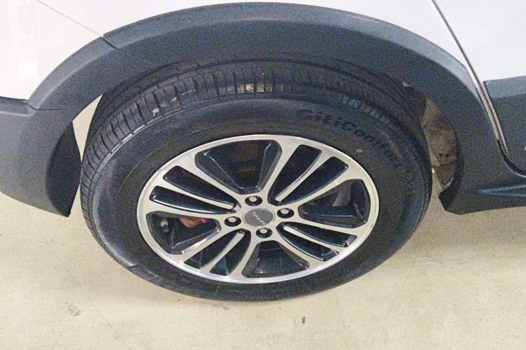 Used Haval H1 2016 Blue Label 1.5L Manual Luxury Model Right Rear Wheel Hub