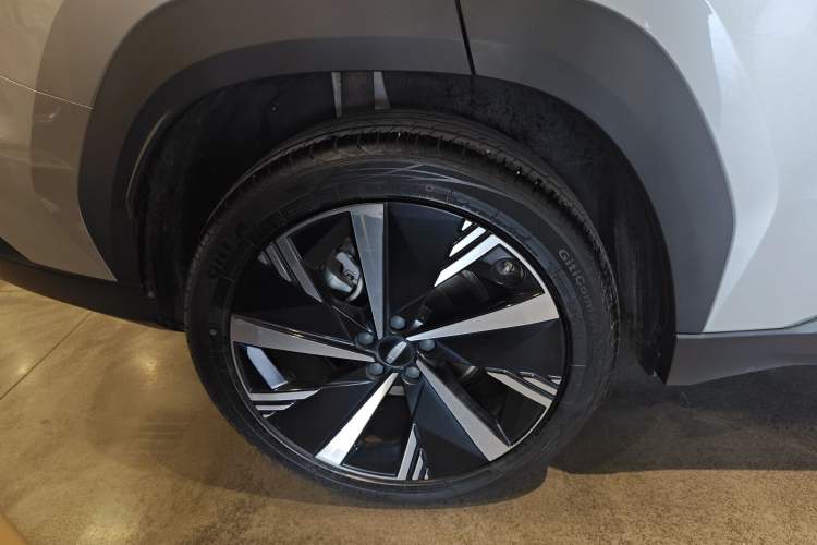 Used Geely Auto FX11 2023 1.5TD DCT Prestige Edition