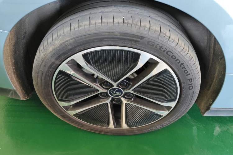 Used BYD Han 2023 EV Champion Edition 605KM Front-Drive Premium Model Exterior 5