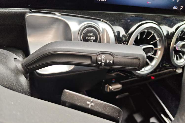 Used Mercedes-Benz GLB 2023 Refreshed GLB 200 Dynamic Edition
