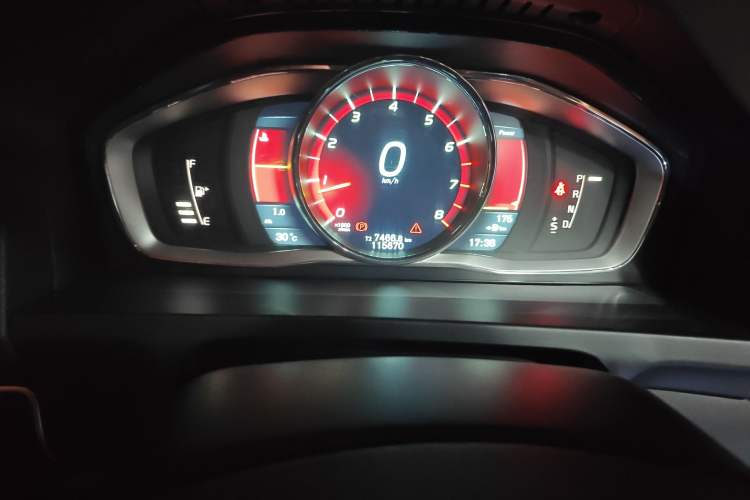 Used Volvo V60 2014 T5 Zhiya Edition