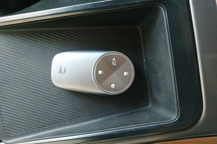 Used Nio ES8 2020 450 km Range 6-Seater Version