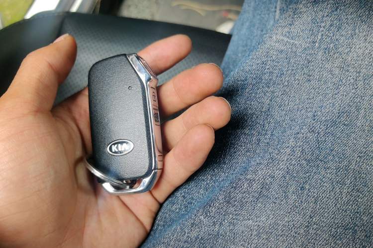 Used Kia Sportage R 2018 2.0L Automatic Smart Luxury Version China V Standard Vehicle Key