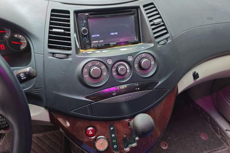 Used Mitsubishi Grandis 2009 2.4 7-Seater Comfort Edition