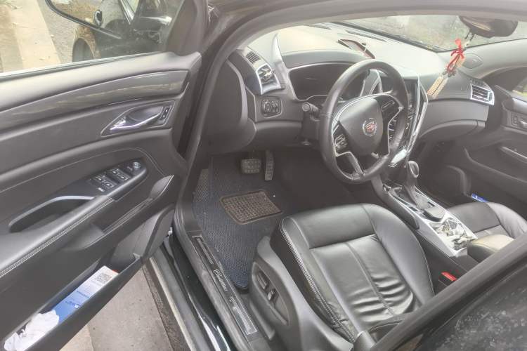 Used Cadillac SRX 2015 3.0L Comfort Version