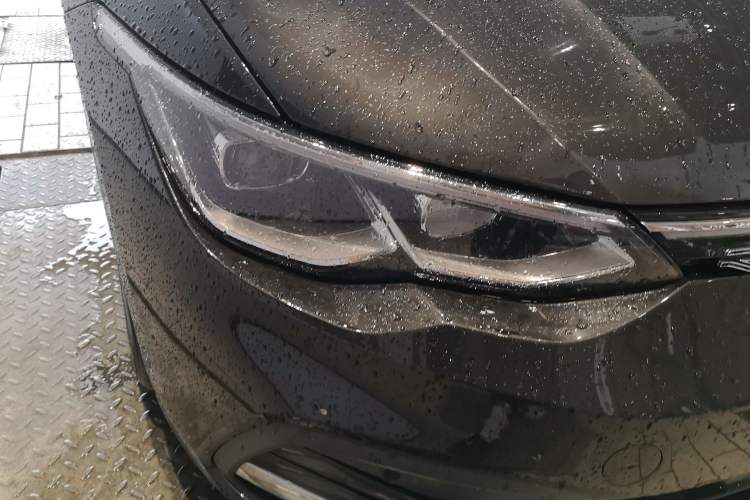 Used Volkswagen Golf 2021 280TSI DSG Pro Right Front Headlight