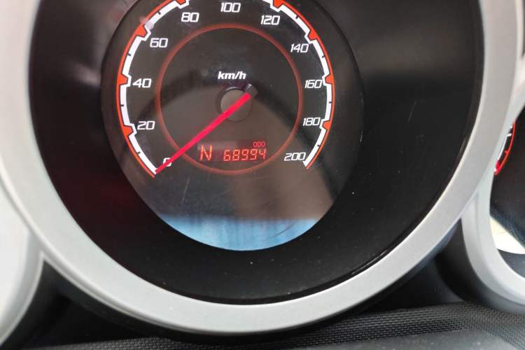 Used CHANGAN CX20 2014 1.4L IMT Sunroof Navigation Version China V Standard