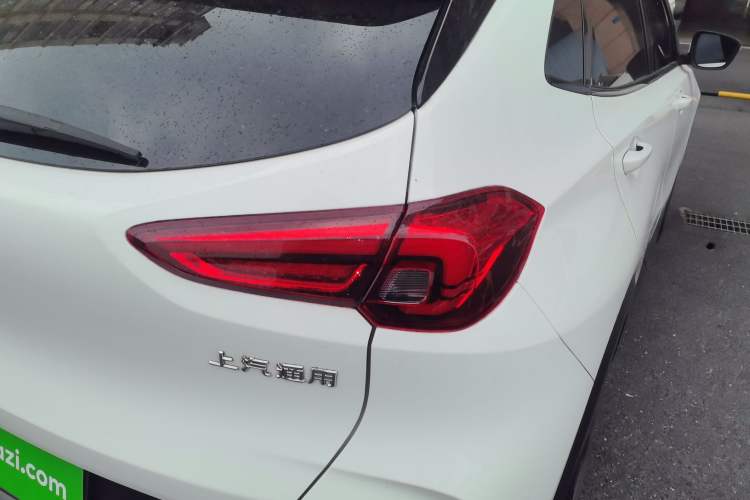 Used Buick Encore 2021 332T CVT Luxury Version
