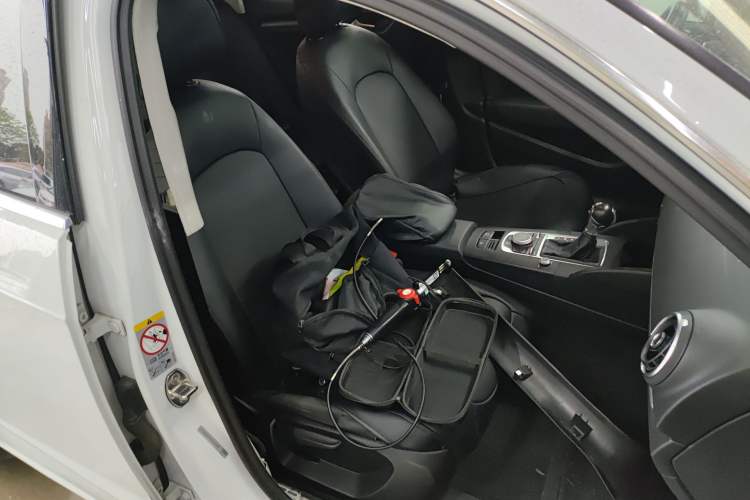 Used Audi A3 2014 Sportback 35 TFSI Automatic Style Edition Right Front Seat