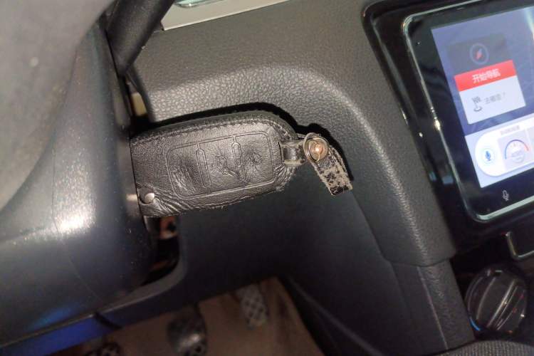 Used Volkswagen Bora 2015 Value Edition 1.6L Manual Fashionable Style
