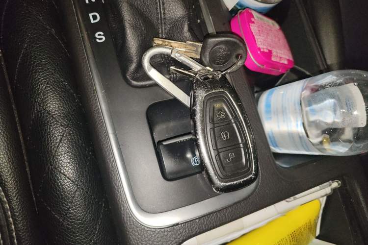 Used Ford Kuga 2018 EcoBoost 180 Two-Wheel-Drive Luxury Wing Edition
