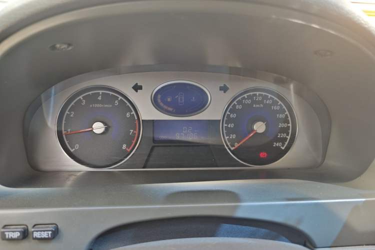 Used Geely Auto Classic Emgrand 2010 Sedan 1.8L Manual Standard Model Instrument Cluster