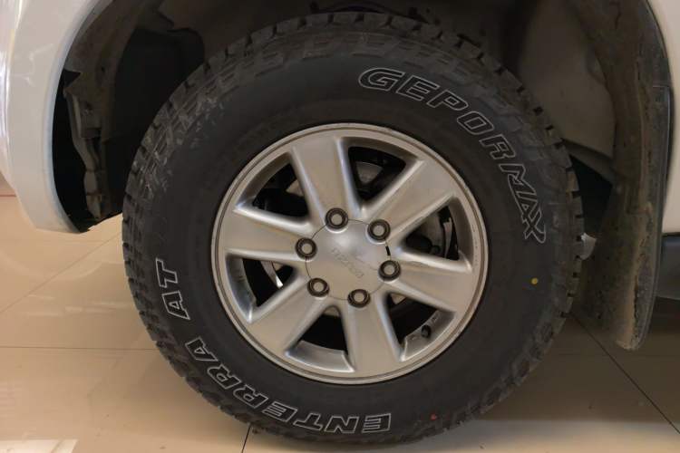 Used Isuzu D-MAX 2019 2.5T Two-Wheel Drive Manual Navigation Edition China VI Standard Extended Version JE4D25Q6A