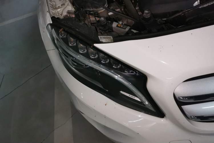 Used Mercedes-Benz GLA 2015 GLA 220 4MATIC Fashion Model
