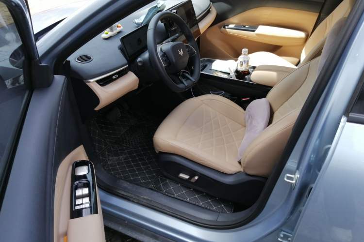 Used ARCFOX T1 2025 Model 425 PLUS
