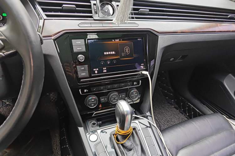 Used Volkswagen Magotan 2019 330TSI DSG Luxury Version China VI Standard
