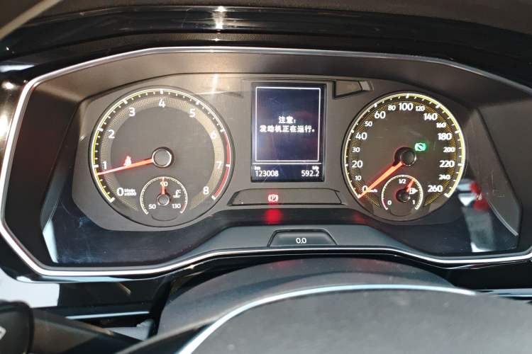 Used Volkswagen Sagitar 2020 280TSI DSG Comfort Version China VI Standard Odometer Close Up