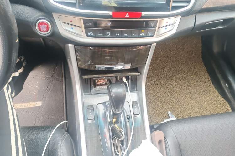 Used Honda Accord 2014 2.4L EX Luxury Edition Gear Lever
