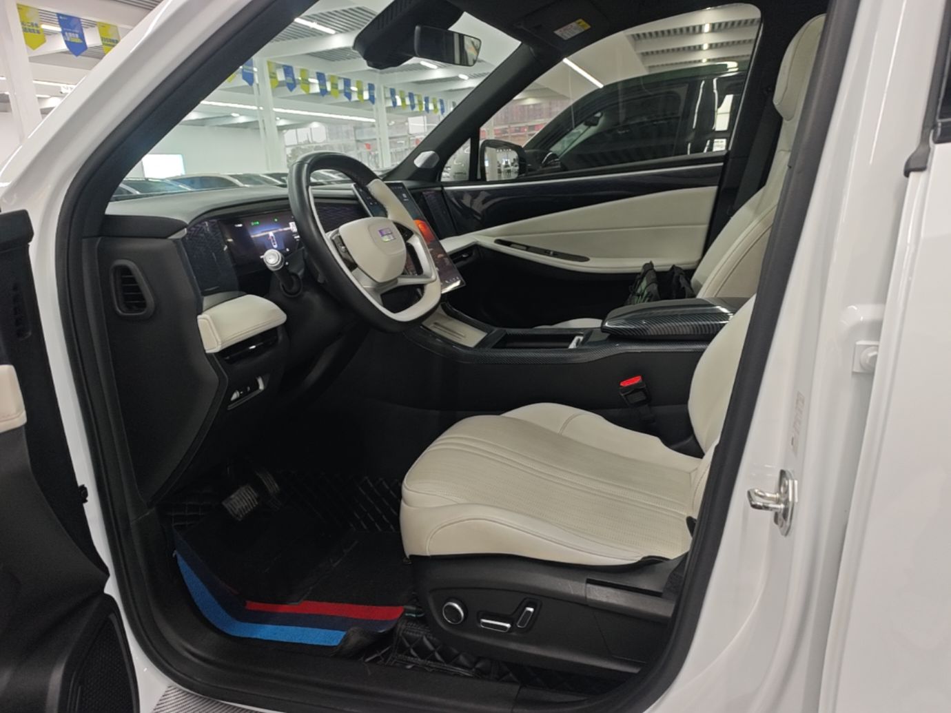 Geely Galaxy L7 2023 1.5T 115 km Starship — снимка 17
