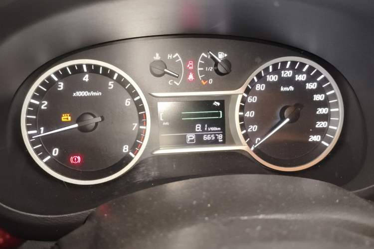 Used Nissan Lannia 2016 1.6L CVT Smart Cool Edition Instrument Cluster