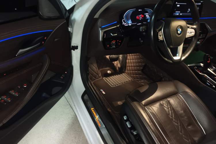 Used BMW 5 Series New Energy 2020 Mileage Upgrade Version 530Le Pioneer Edition