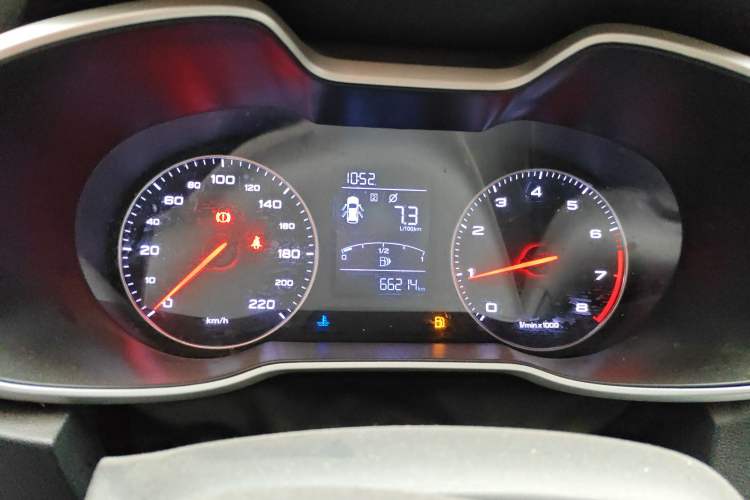 Used MG ZS 2018 1.5L Manual Luxury Version China V Standard