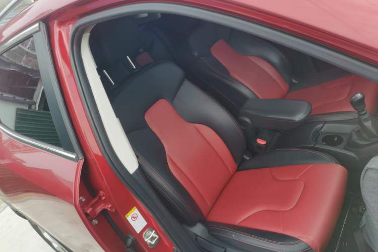 Used Haval H2s 2017 Red-Label 1.5T Manual Elite Model