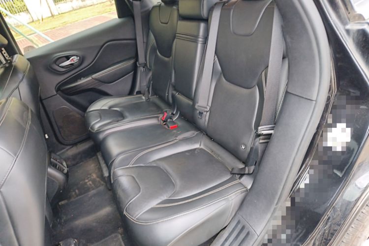 Used Jeep Cherokee 2017 2.4L Leading Smart Edition
