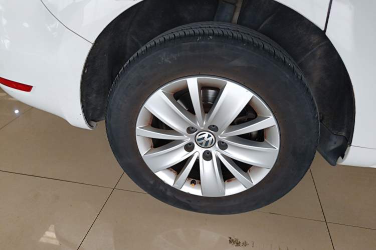 Used Volkswagen Sharan 2013 1.8TSI Standard Model
