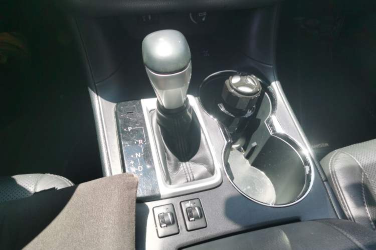 Used Toyota Highlander 2017 2.0T Four-Wheel Drive Luxury Edition 7 Seats
