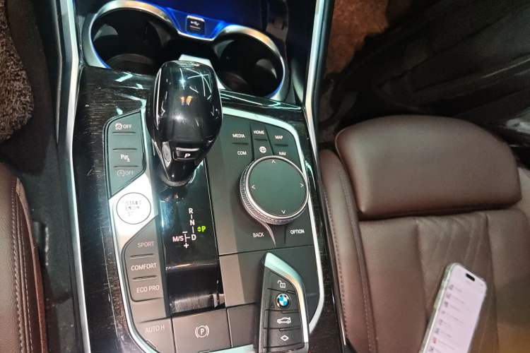 Used BMW 3 Series 2022 325Li M Sport Package Gear Lever