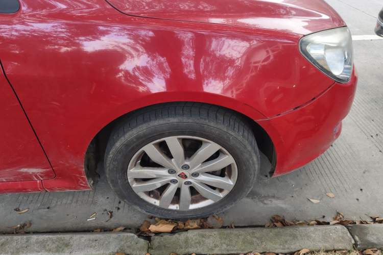 Used Roewe 350 2015 1.5L Manual Luxury Sunroof Edition