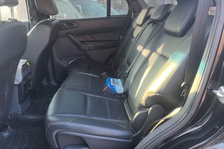 Used Ford Everest 2016 2.0T Gasoline Automatic 4x4 Flagship Edition