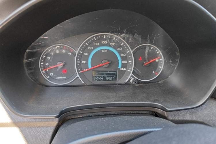 Used Wuling Hongguang V 2019 1.5L Enjoyment Version China VI LAR Instrument Cluster